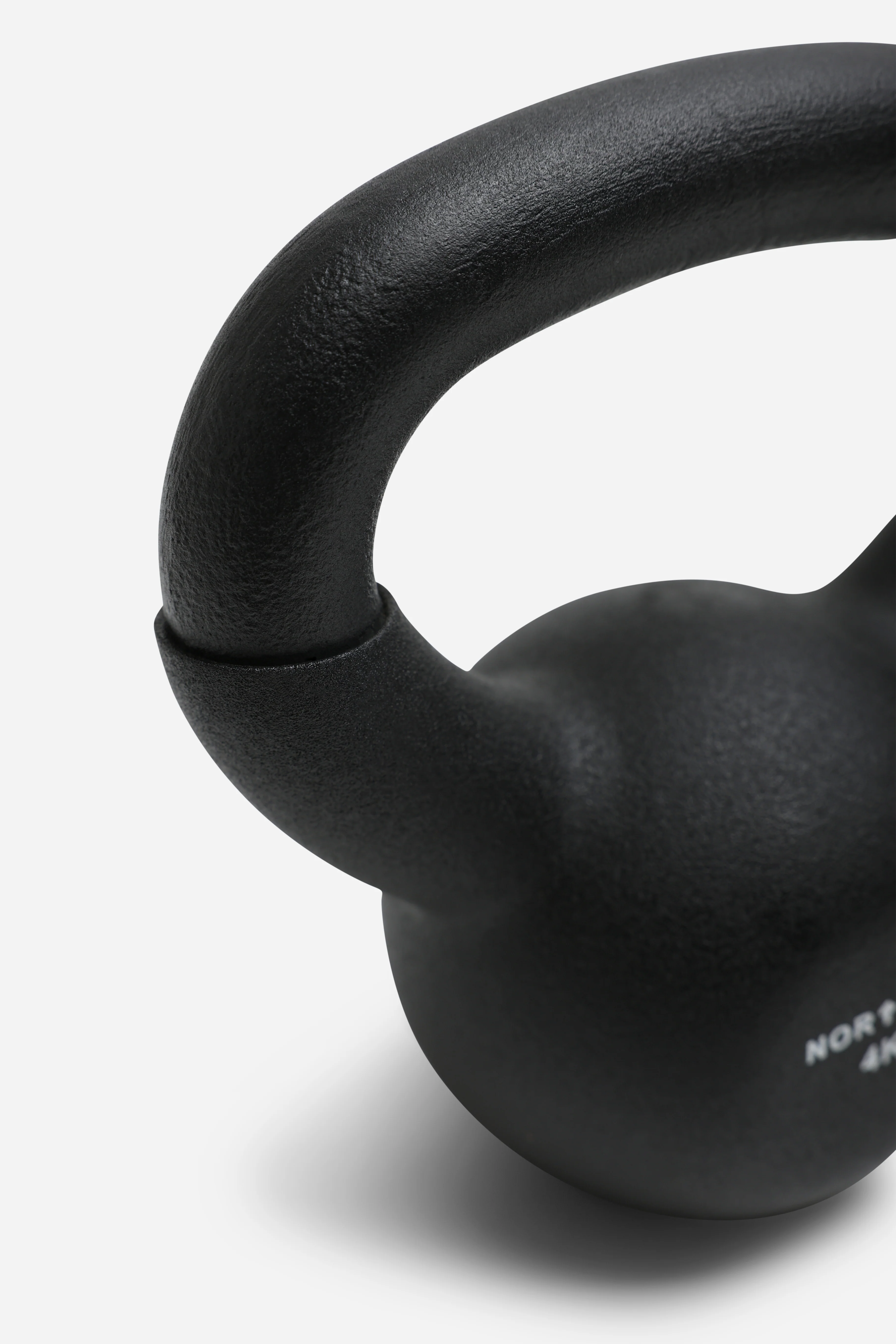 Northern Black Neoprene Coated Cast Iron Kettlebells - 4kg - Image 3
